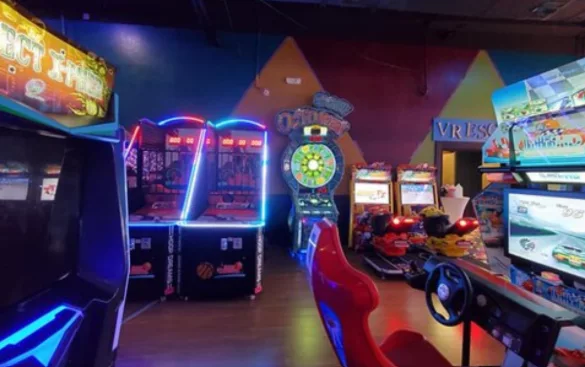 11 Best Arcades in Orlando, FL - Rebounderz