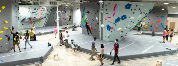 11 Best Indoor Rock Climbing Places in Orlando, FL - Rebounderz